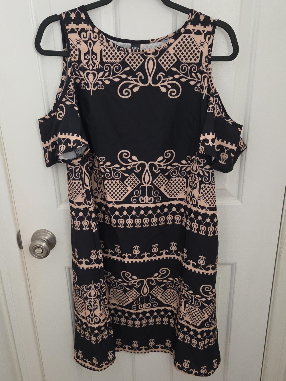 SHEIN Black Dress with Blush Decorative Print